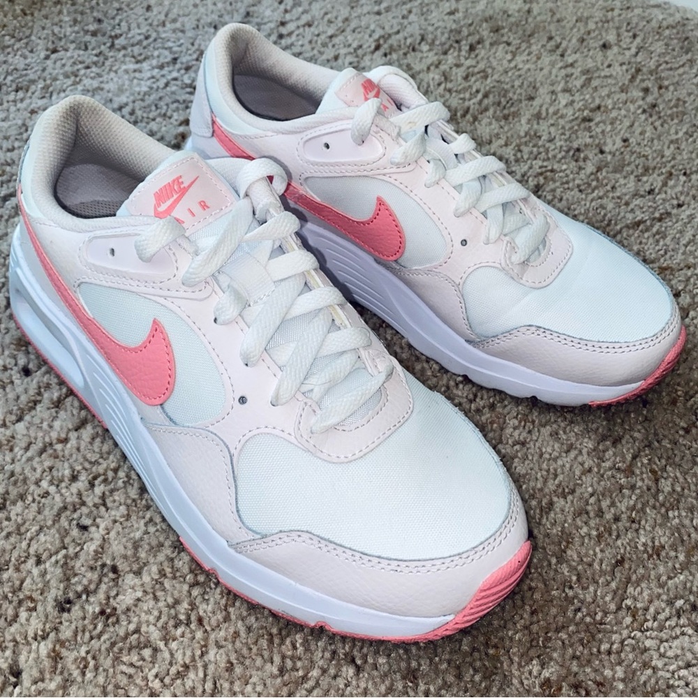 Women’s Pink Nike Air Max SC, Size US 7.5